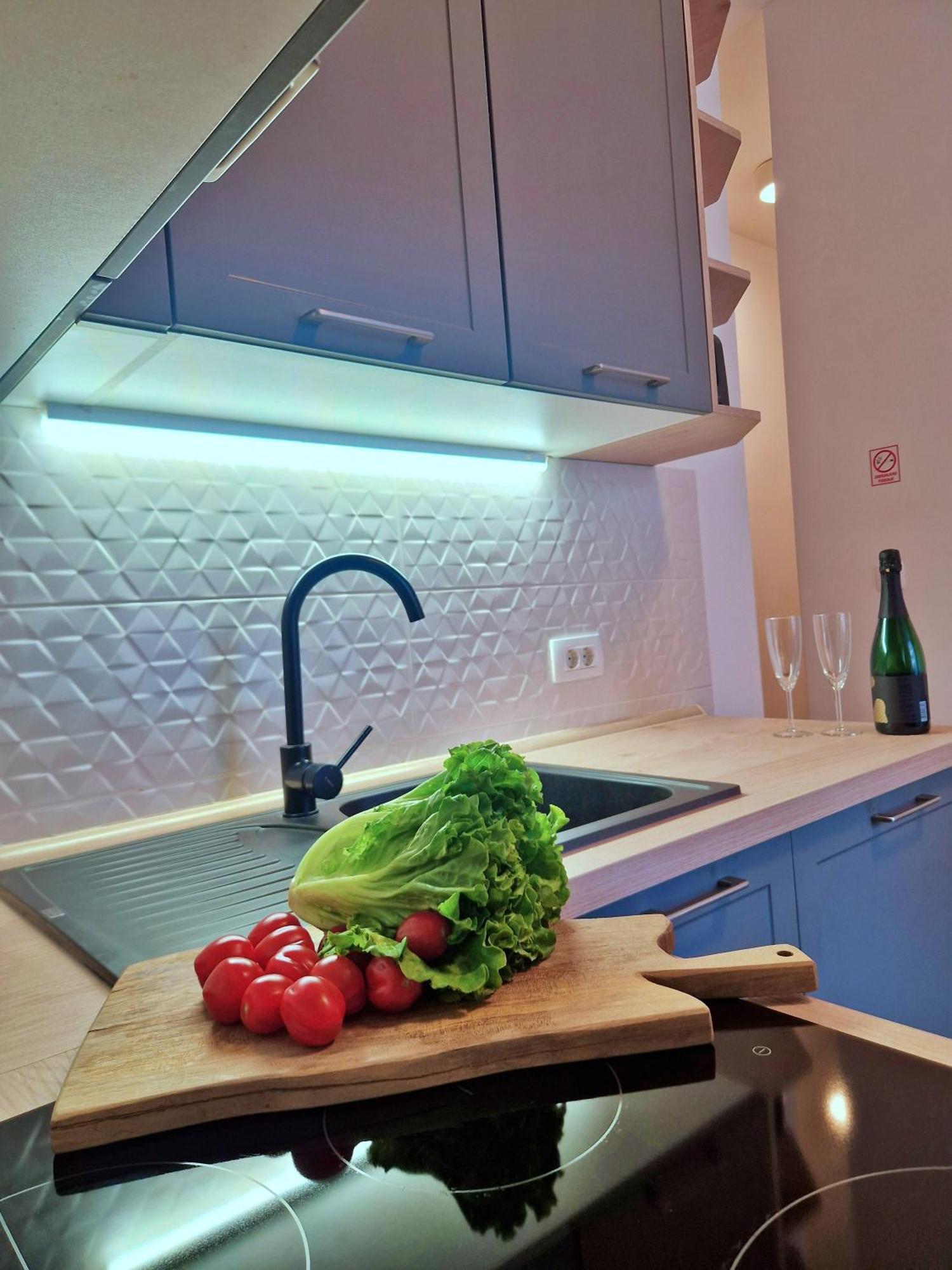 Lola'S Place Rijeka Bagian luar foto