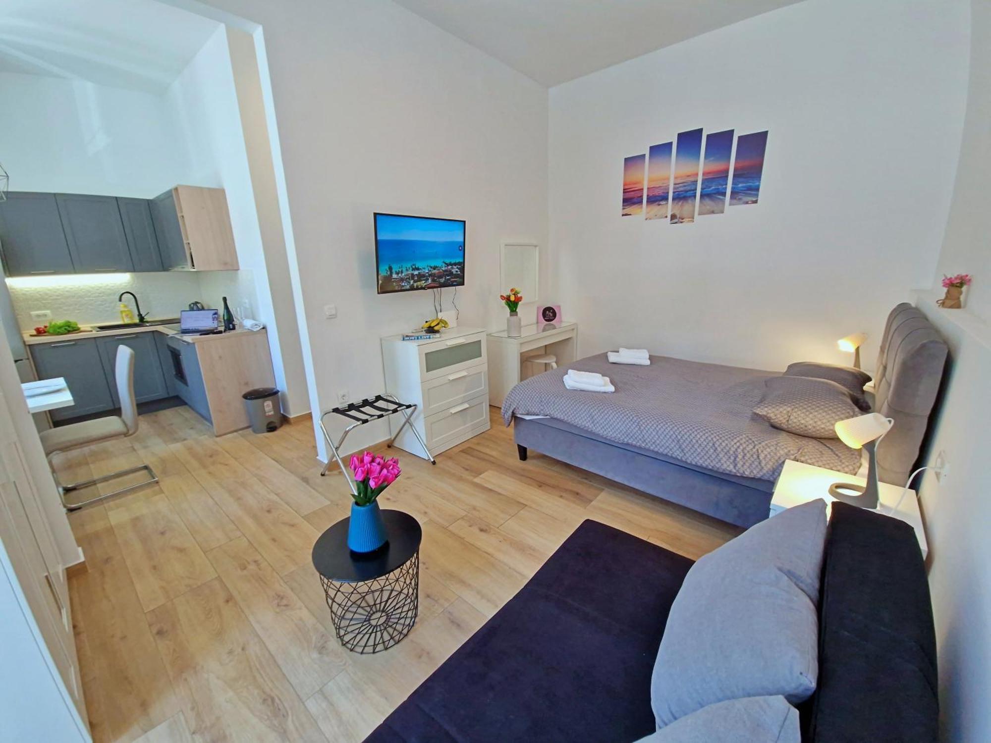 Lola'S Place Rijeka Bagian luar foto